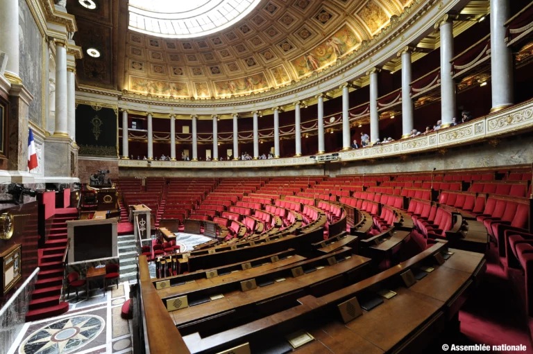 loi de finances 2025 dons des particuliers